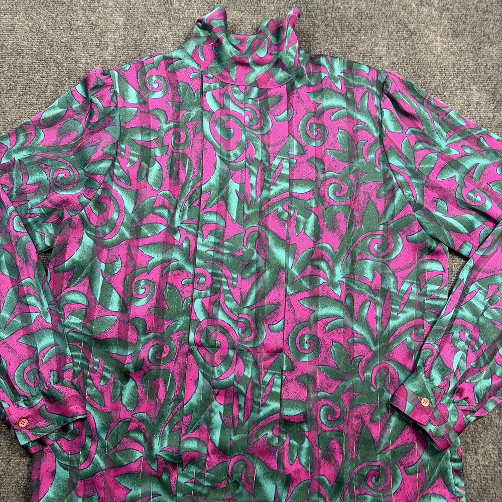 NICOLA Vintage Long Sleeve Blouse Size 14 Pink And Green Leaf Print Silky
